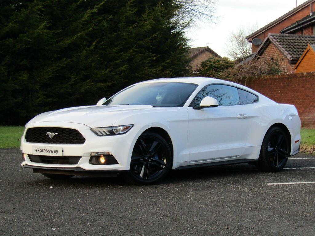 Ford Mustang 2.3T Ecoboost Fastback Euro 6 White #4