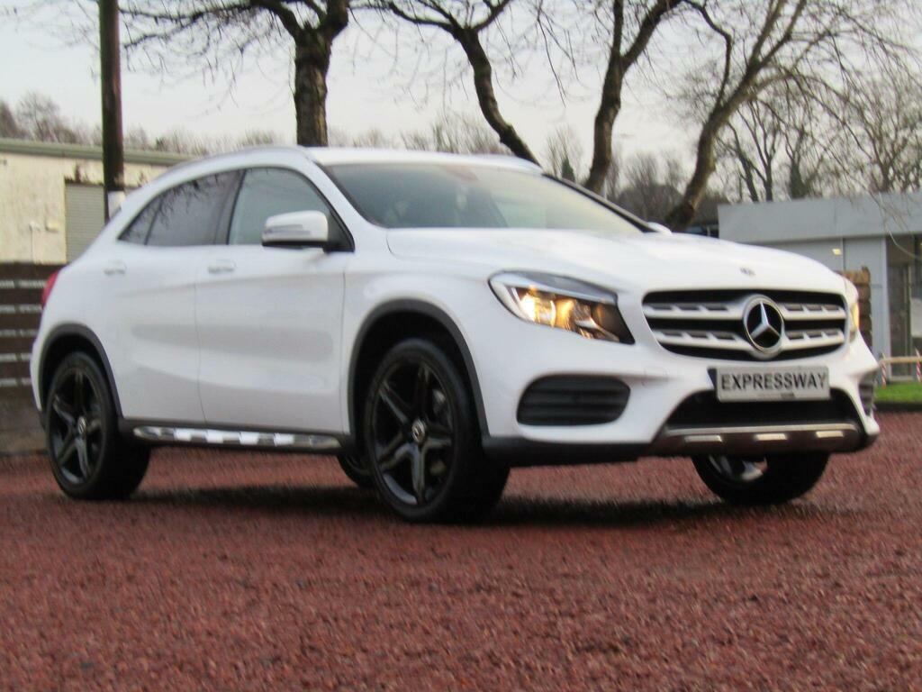 Mercedes-Benz GLA Class 1.6 Gla200 Amg Line Euro 6 S S White
