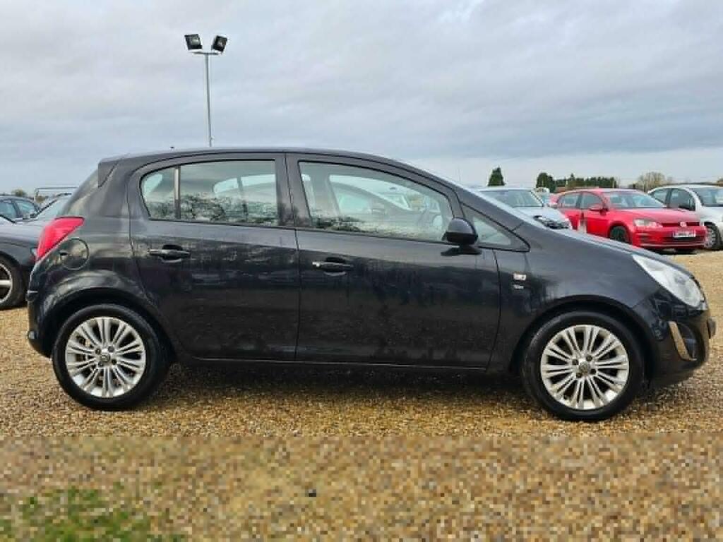 Vauxhall Corsa Hatchback 1.4 16V Se Euro 5 201313 NV13BLN Black #5
