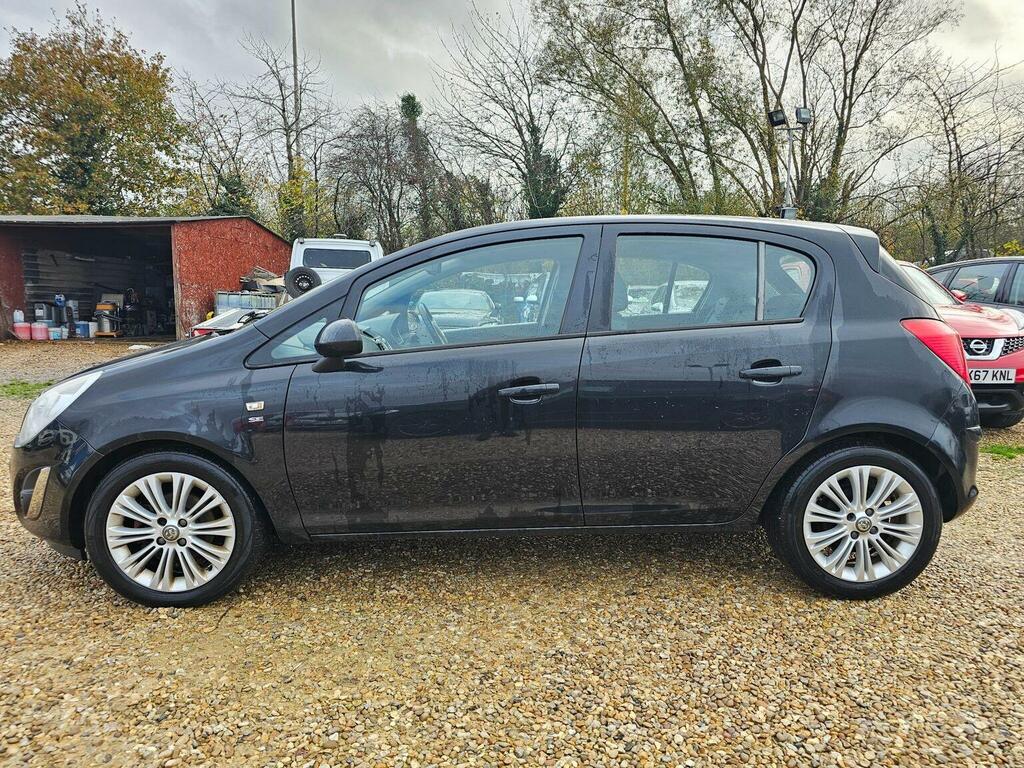 Vauxhall Corsa Hatchback 1.4 16V Se Euro 5 201313 NV13BLN Black #6