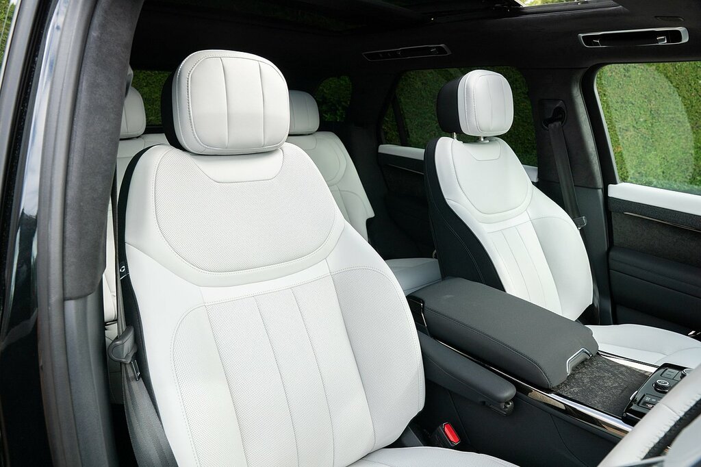 Land Rover Range Rover Sport P530 V8 First Edition Black
