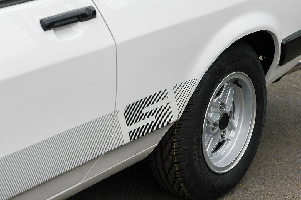 Ford Capri 2.8 Fastback  #28