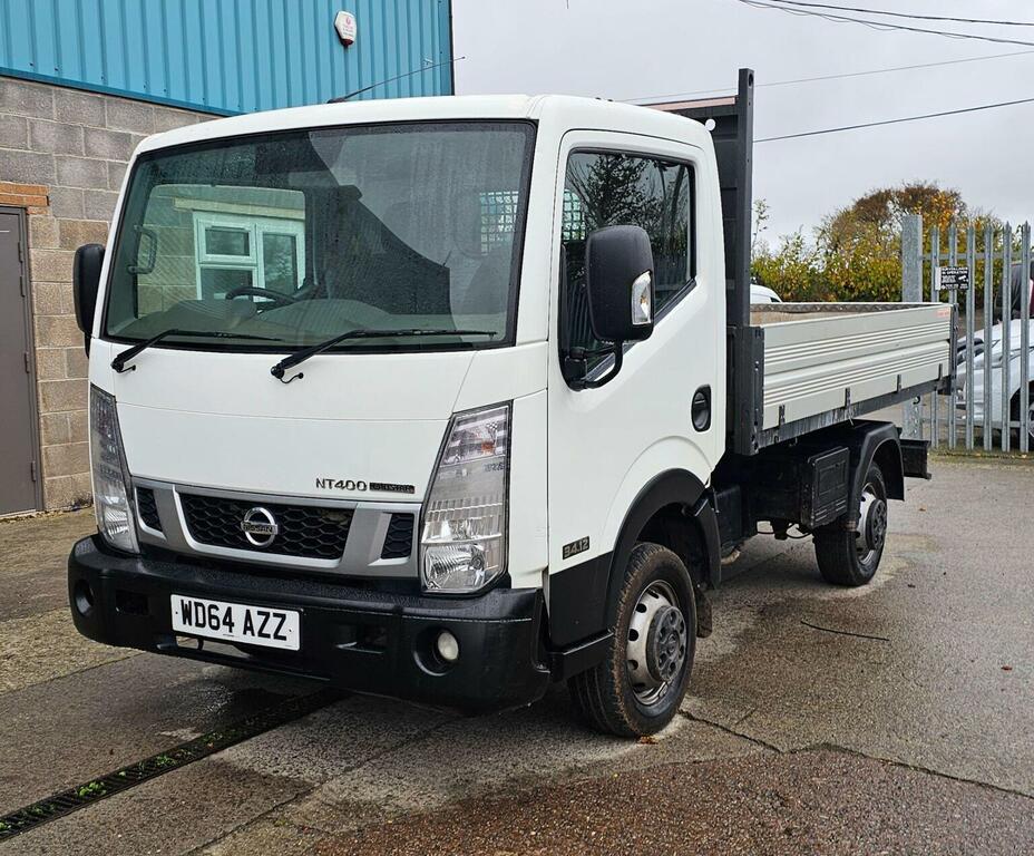 Nissan NT400 2.5L Null White #3