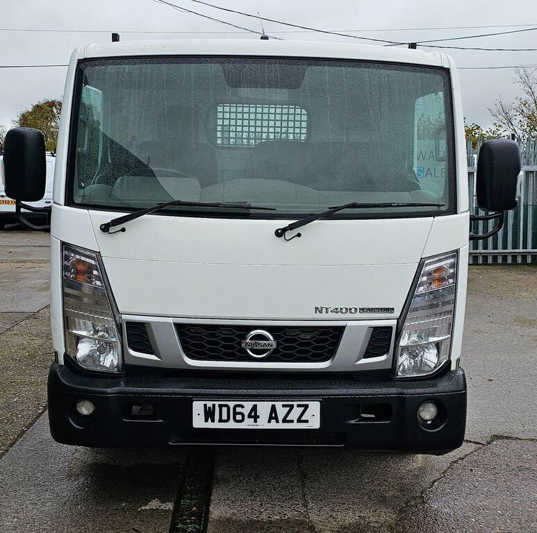 Nissan NT400 2.5L Null White #2