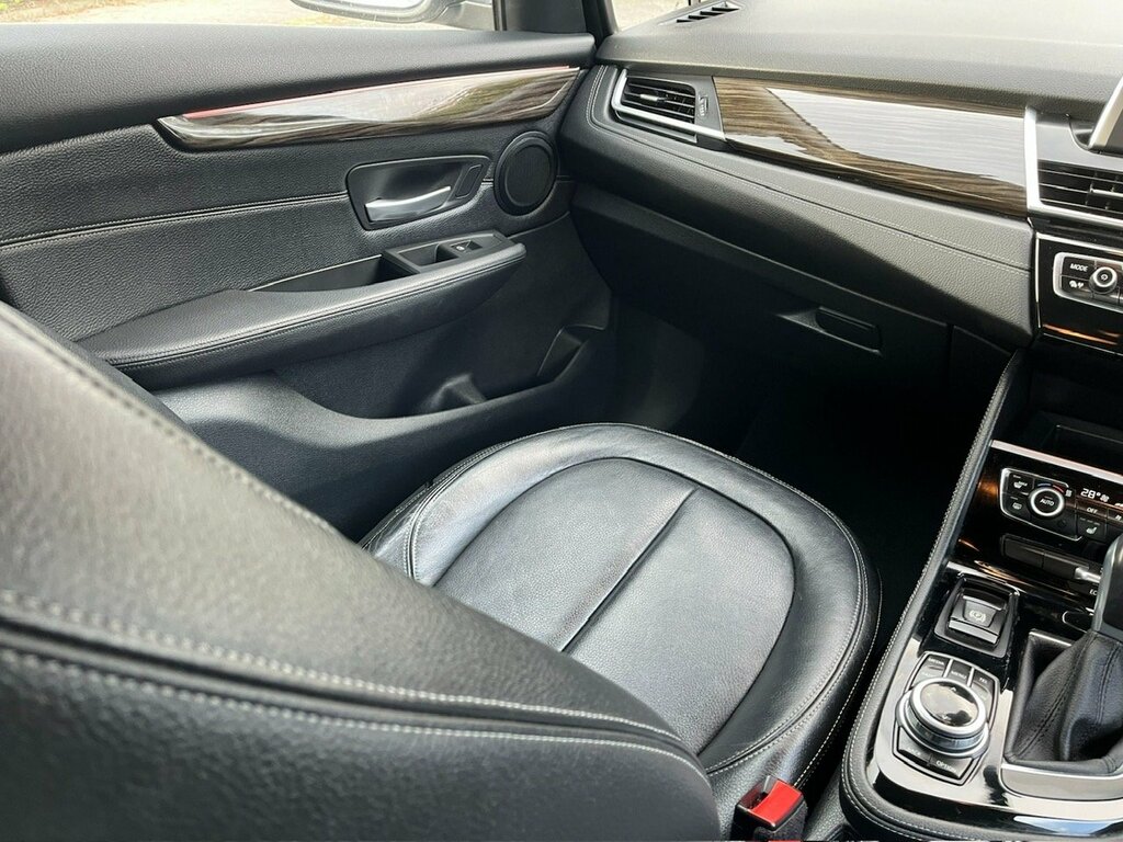 BMW 2 Series 218I Luxury #5