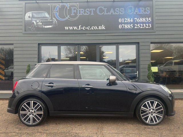 Mini Hatch 1.5 Cooper Exclusive Hatchback Steptron NC23CRJ Black #3