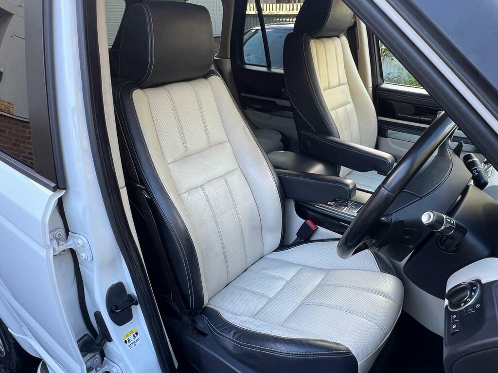 Land Rover Range Rover Sport 3.0 Sd V6 Sport Suv GY12WGD White #2