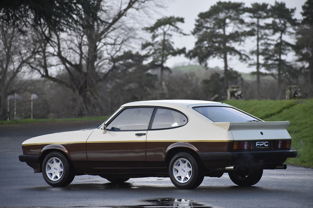 Ford Capri  White #8