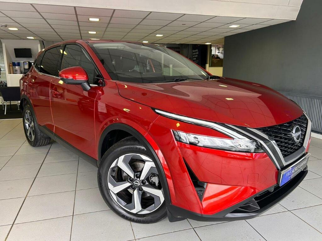 Nissan Qashqai Suv Red