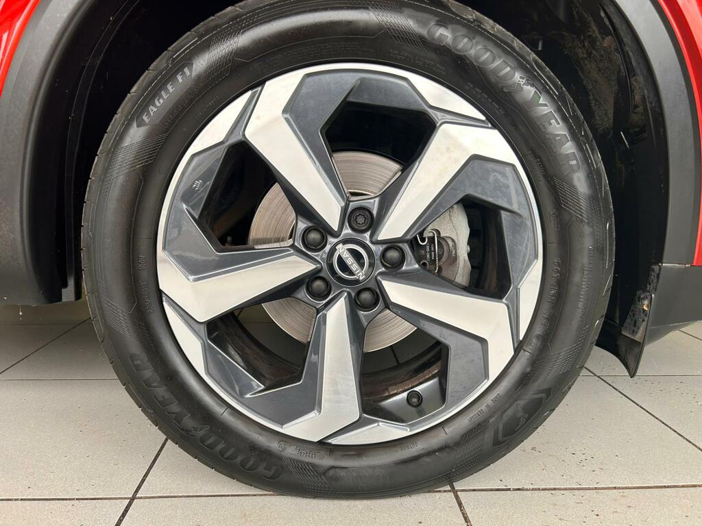 Nissan Qashqai Suv AK72KCF Red #2