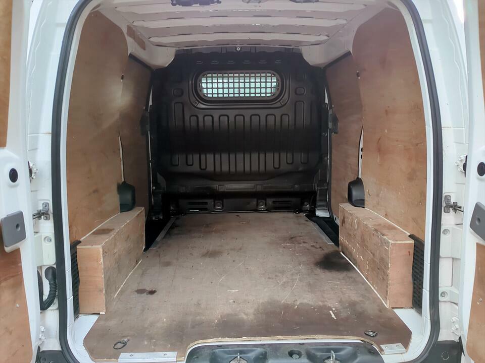 Nissan e-NV200 Acenta Panel Van Swb Rapid 10 White #10