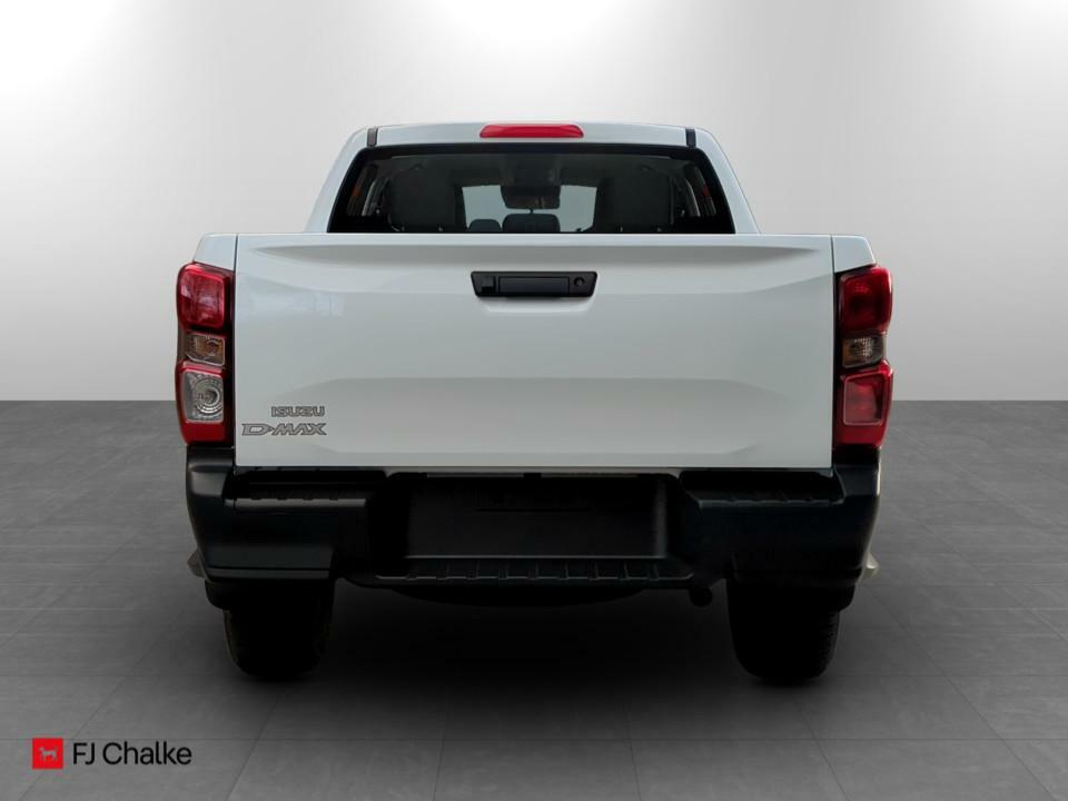 Isuzu D-Max Utility Double Cab White #5