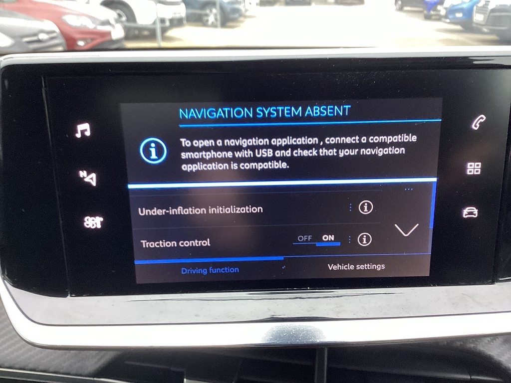 Peugeot 208 Puretech Active Premium PO72EUV Yellow #3