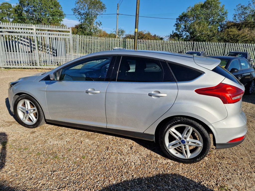 Ford Focus 1.6L Zetec NL65VXU Silver #6