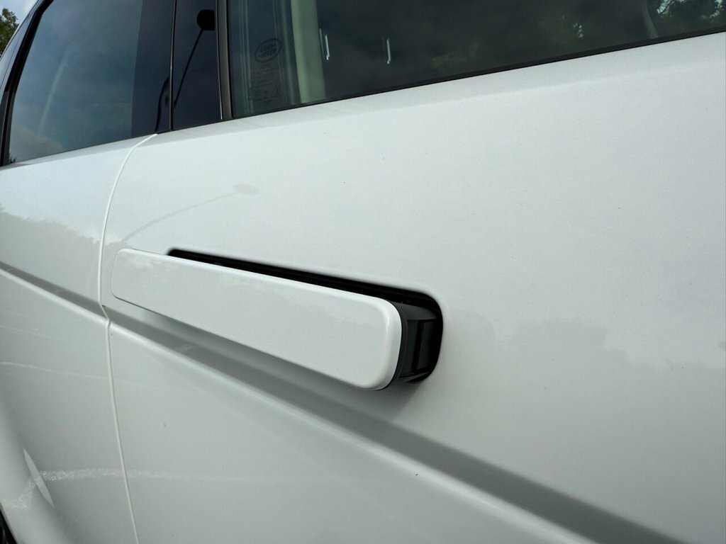 Land Rover Range Rover Evoque 2L Null White