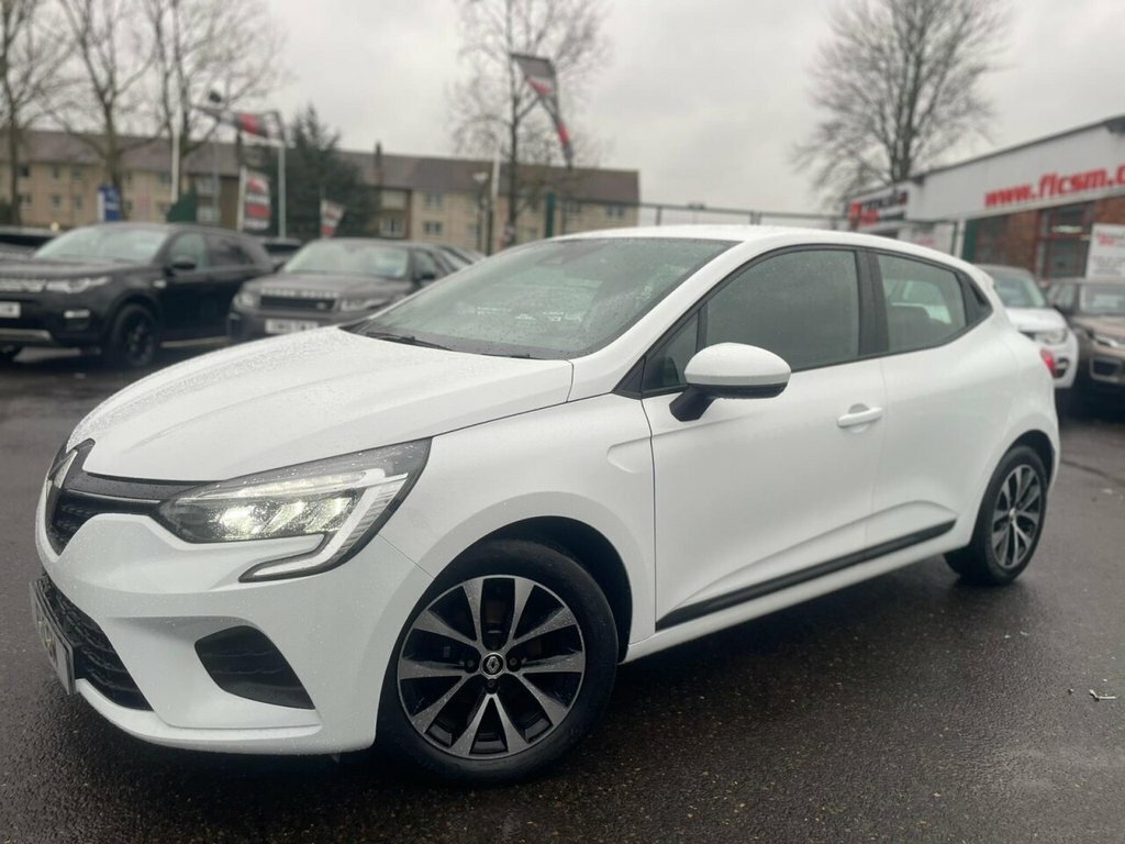 Renault Clio 1L Iconic Edition White