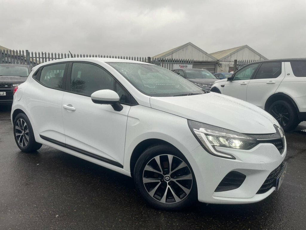 Renault Clio 1L Iconic Edition EY22WSE White #2