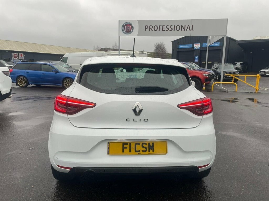 Renault Clio 1L Iconic Edition EY22WSE White #4