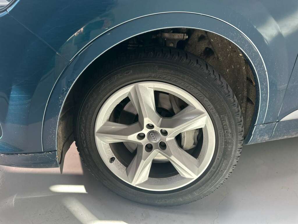 Audi Q7 Audi Q7 2018 RJ18UXX Blue #5