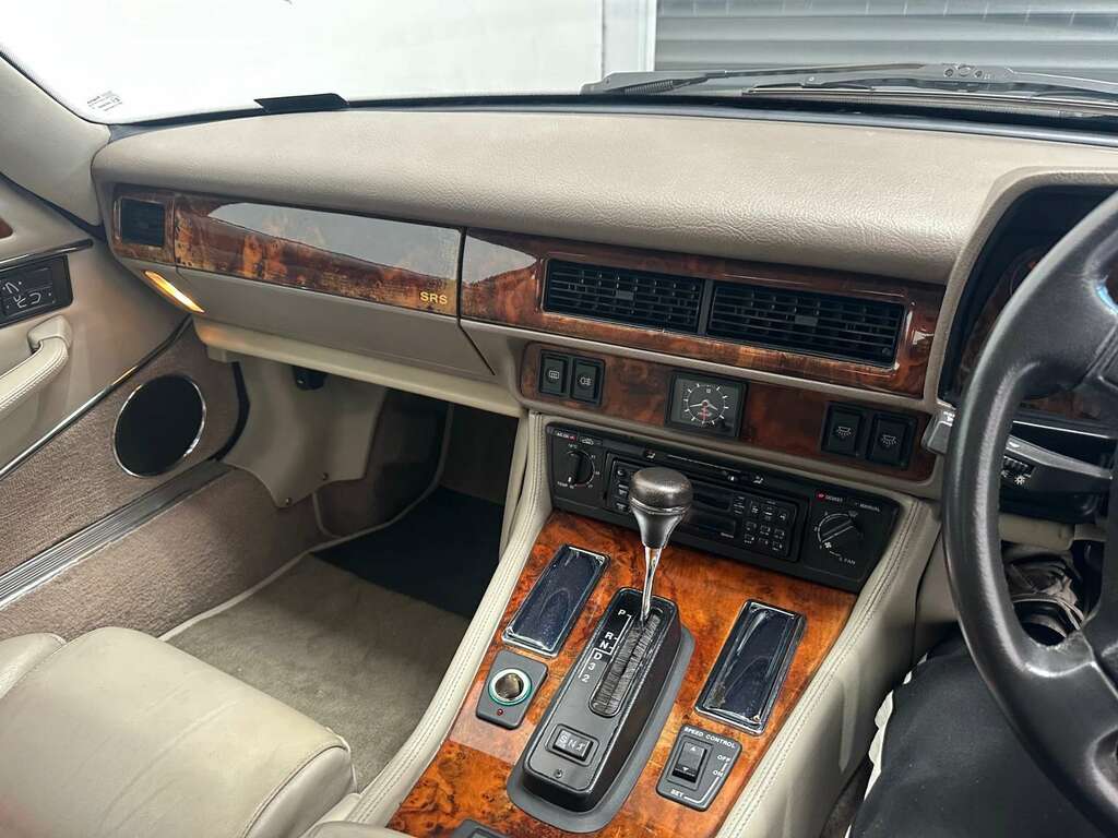 Jaguar XJS Jaguar Xjs 1995 Beige #3