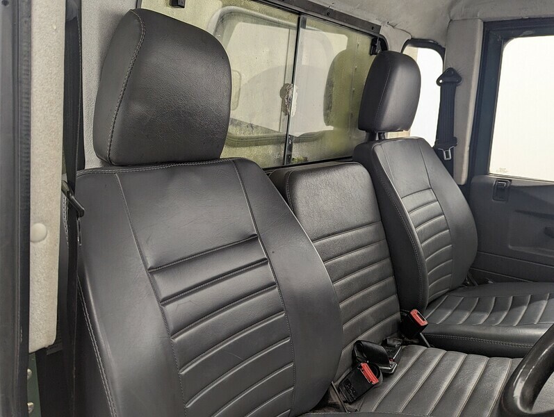 Land Rover Defender 110 Suv Green #13