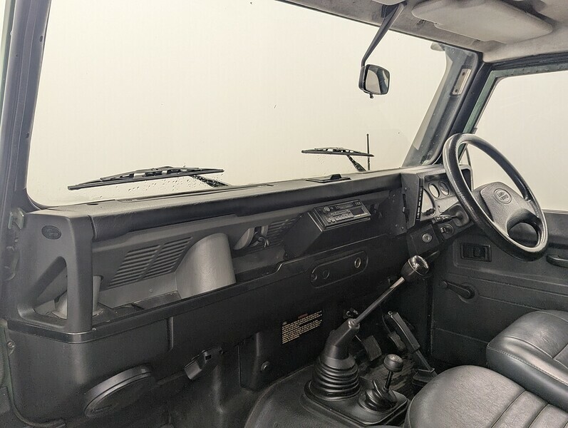 Land Rover Defender 110 Suv Green #18