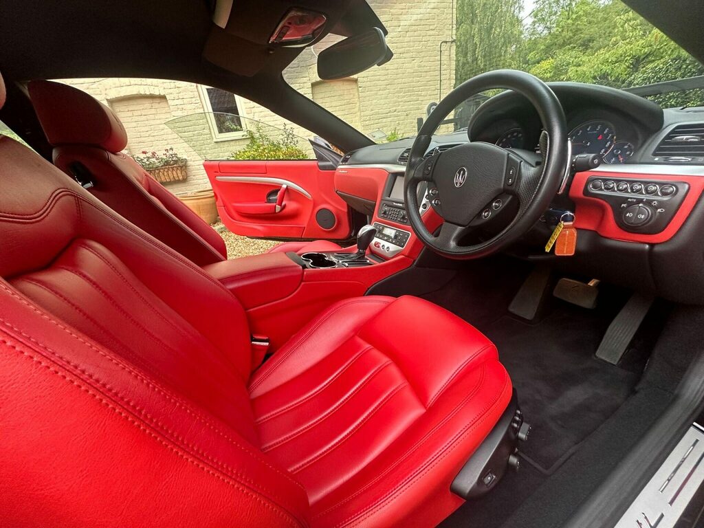Maserati GranTurismo Coupe 4.2 Grey #19