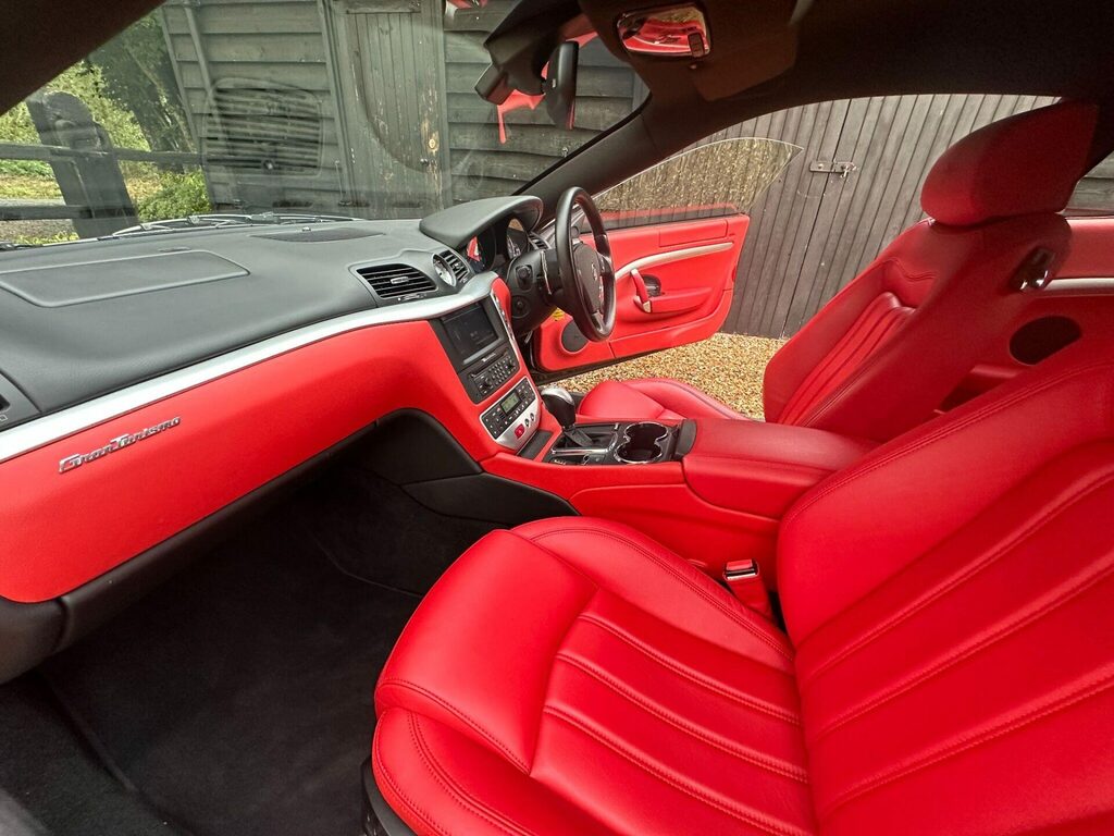 Maserati GranTurismo Coupe 4.2 Grey #18