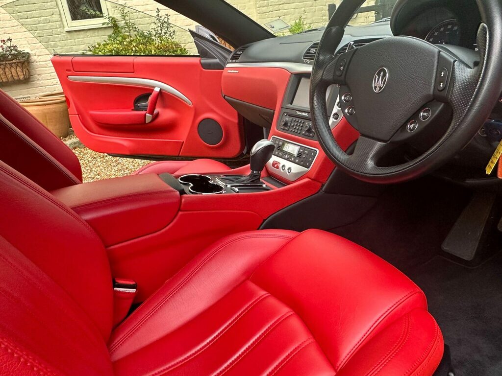 Maserati GranTurismo Coupe 4.2 Grey #34