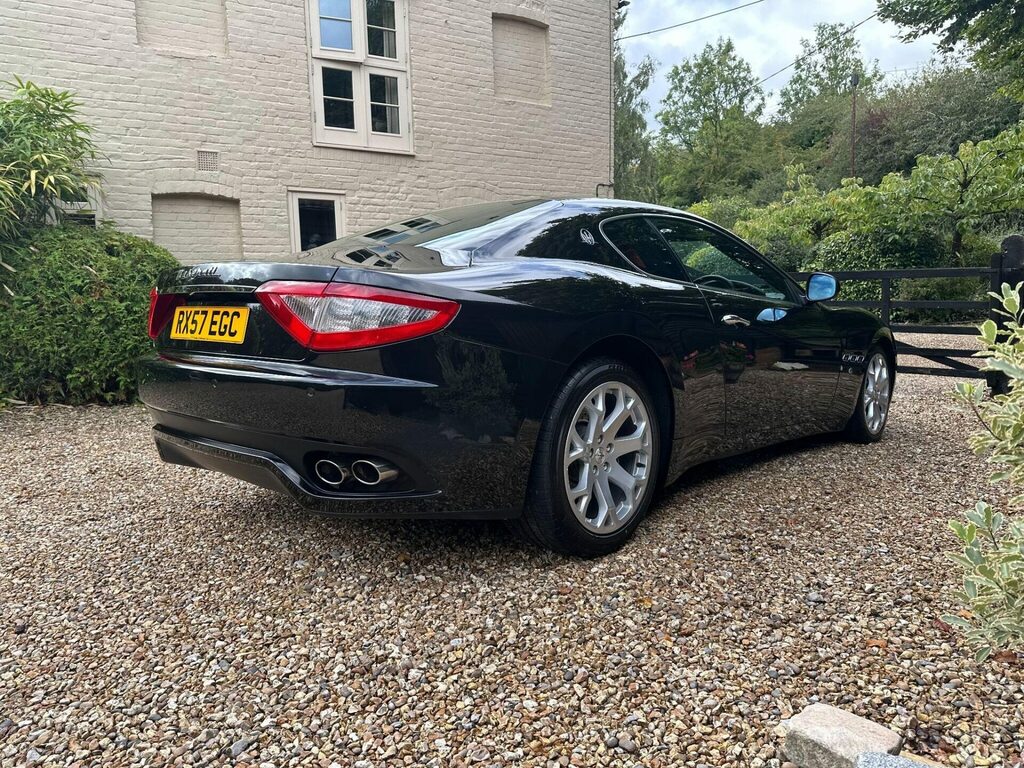 Maserati GranTurismo Coupe 4.2 Grey #41