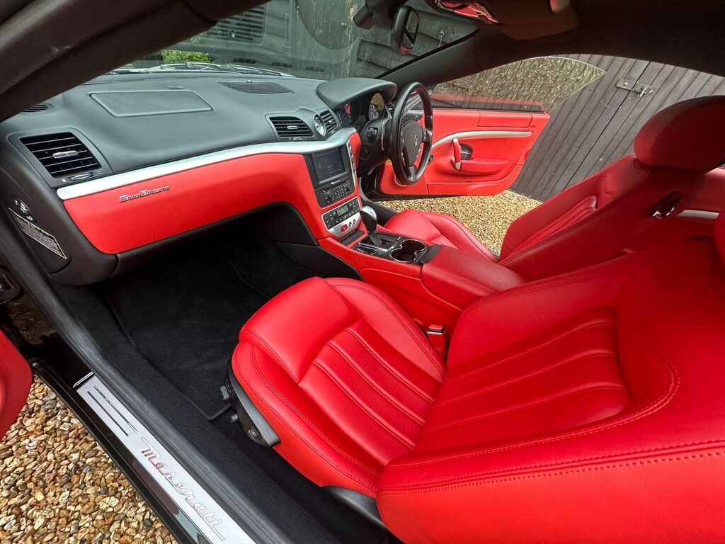 Maserati GranTurismo Coupe 4.2 Grey #47