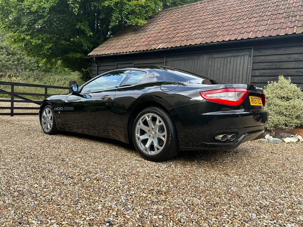 Maserati GranTurismo Coupe 4.2 Grey #35