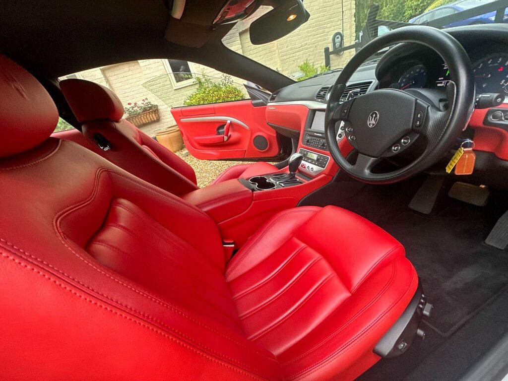 Maserati GranTurismo Coupe 4.2 Grey #56