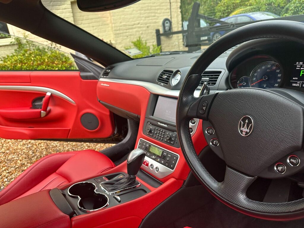 Maserati GranTurismo Coupe 4.2 Grey #38