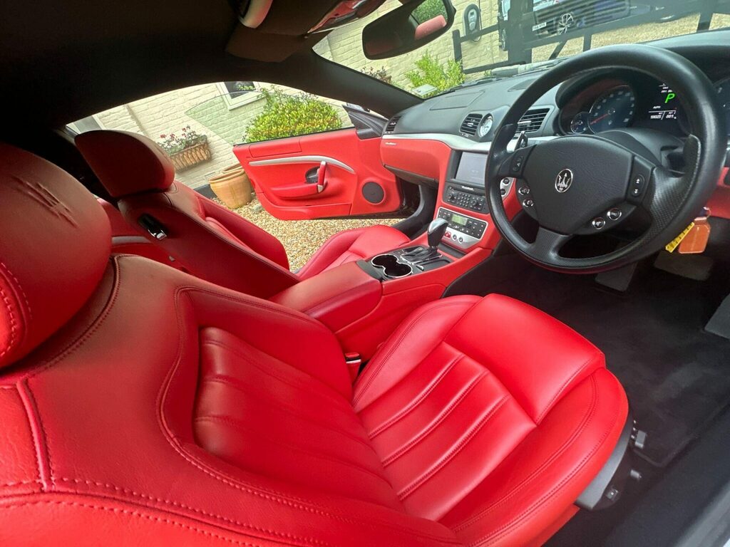 Maserati GranTurismo Coupe 4.2 Grey #57