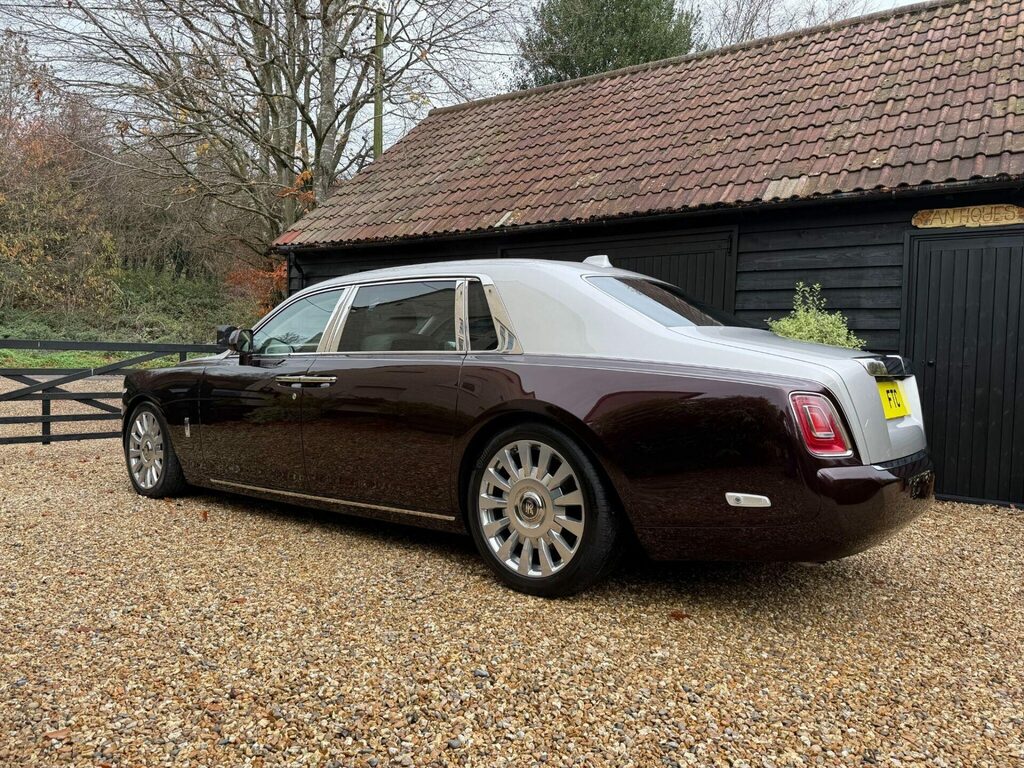 Rolls-Royce Phantom  Red #8