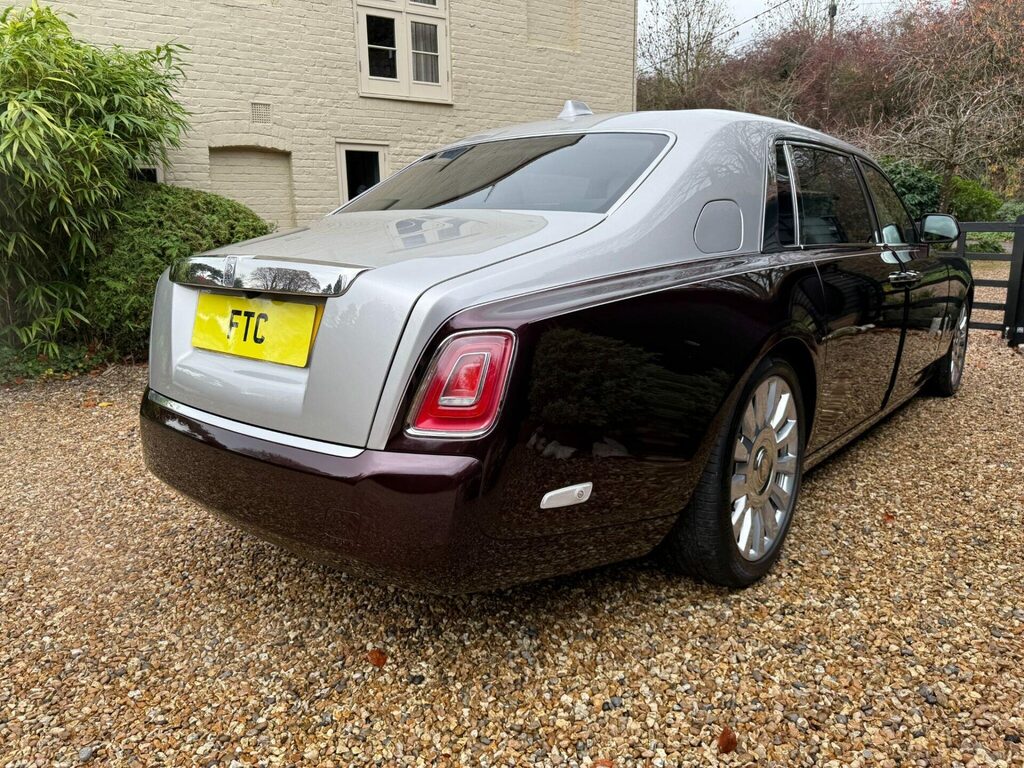 Rolls-Royce Phantom  Red #12