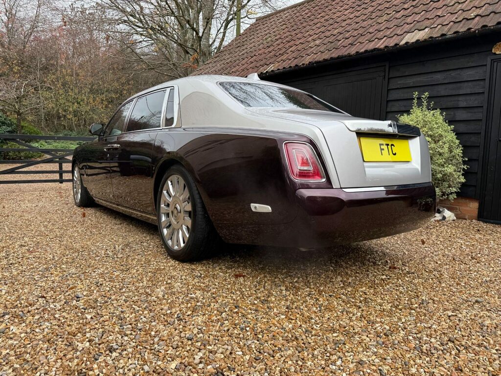 Rolls-Royce Phantom  Red #9