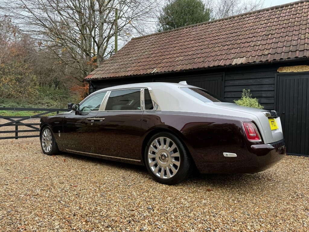 Rolls-Royce Phantom  Red #69