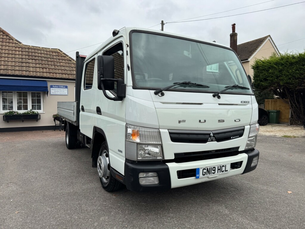 Mitsubishi Fuso Canter Canter White #1