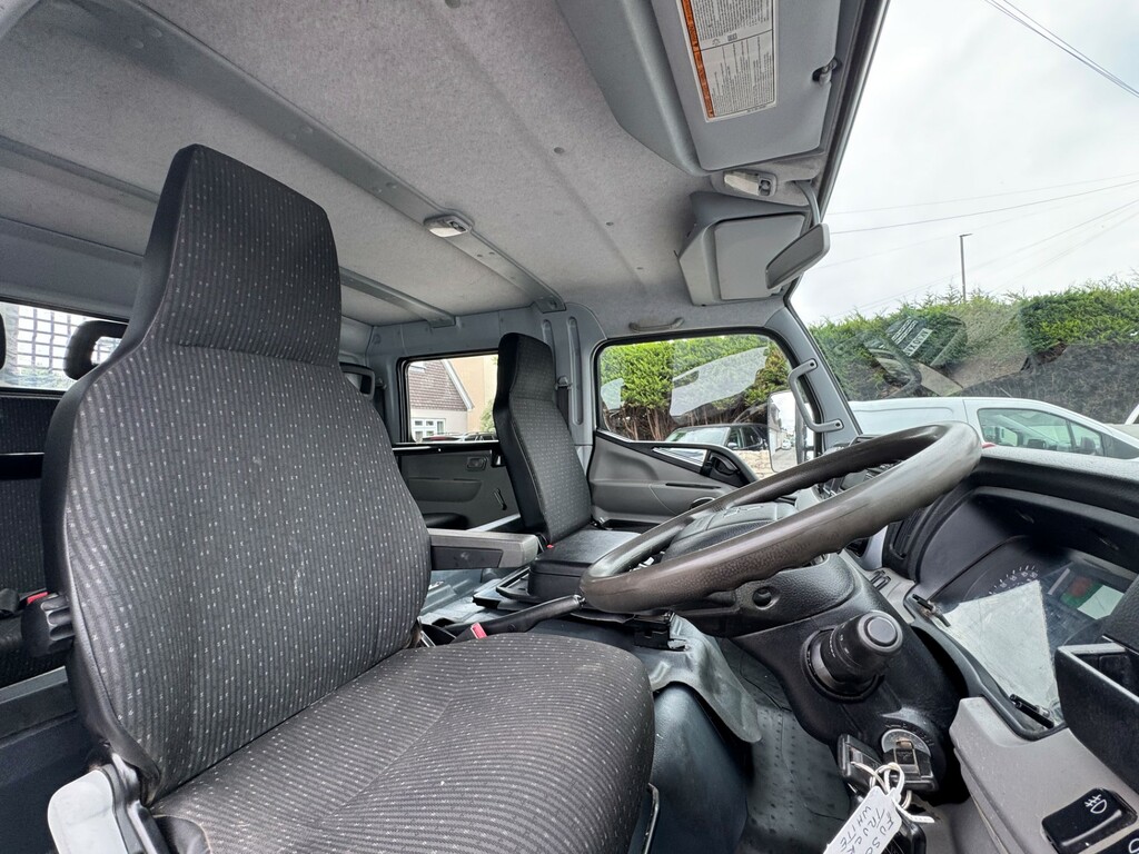 Mitsubishi Fuso Canter Canter White #15