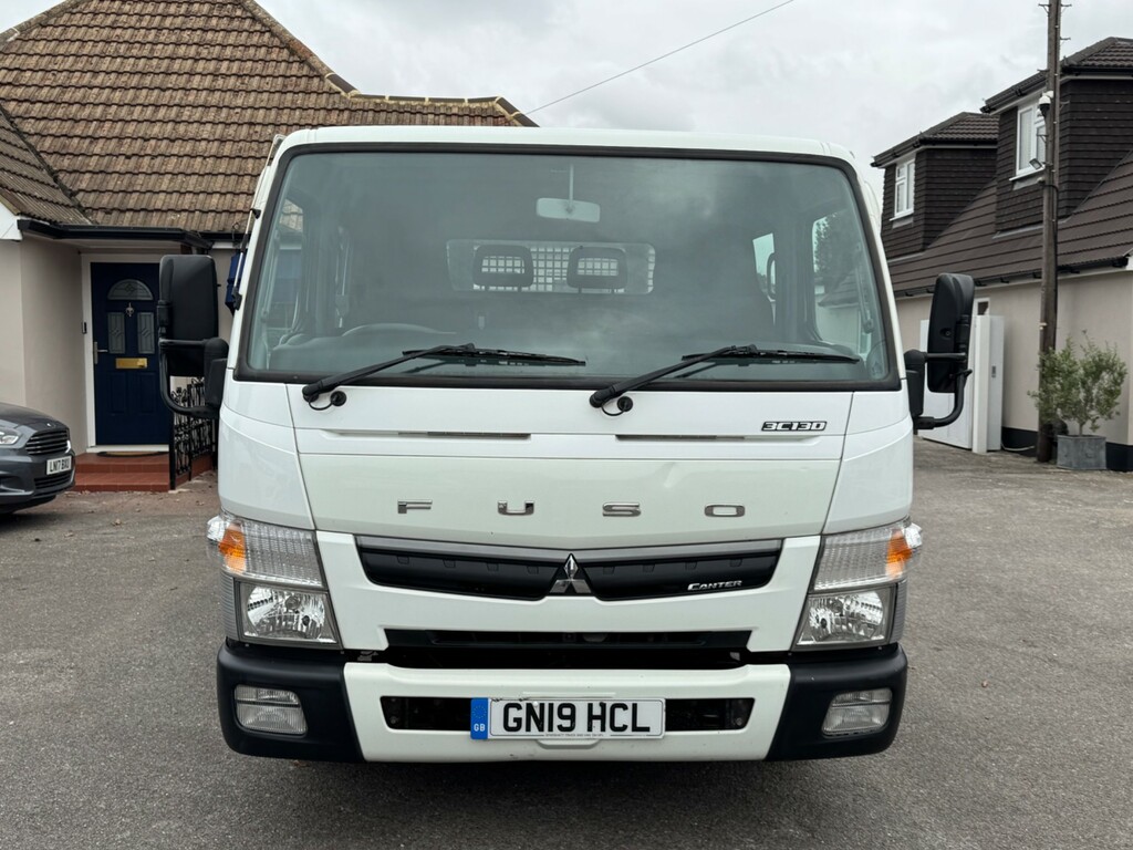 Mitsubishi Fuso Canter Canter White #2