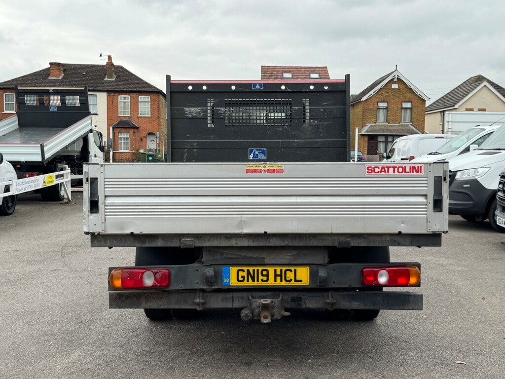 Mitsubishi Fuso Canter Canter White #7