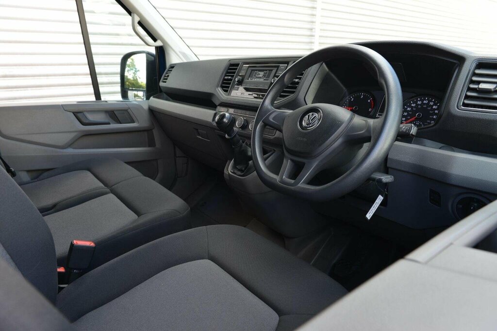 Volkswagen Crafter 2.0 Tdi Cr30 Startline Fwd Mwb High Roof Euro 6 S Blue #2