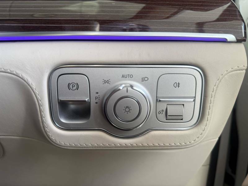 Mercedes-Benz Maybach GLS Class 4.0 Gls600h V8 Mhev First Class G-tronic 4Matic Eu Black #31