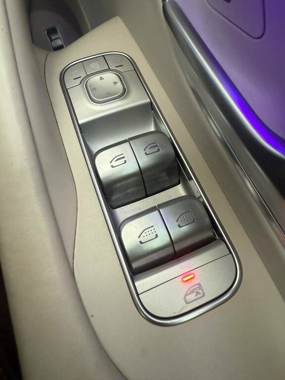 Mercedes-Benz Maybach GLS Class 4.0 Gls600h V8 Mhev First Class G-tronic 4Matic Eu Black #26