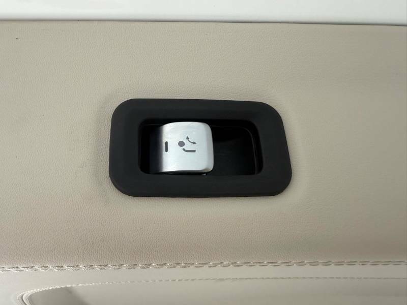 Mercedes-Benz Maybach GLS Class 4.0 Gls600h V8 Mhev First Class G-tronic 4Matic Eu Black #24