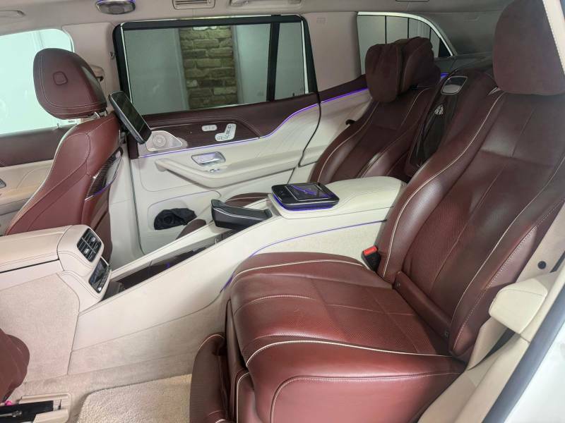Mercedes-Benz Maybach GLS Class 4.0 Gls600h V8 Mhev First Class G-tronic 4Matic Eu Black #50