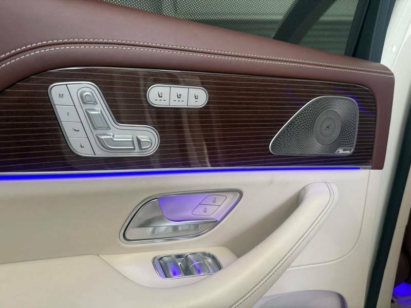 Mercedes-Benz Maybach GLS Class 4.0 Gls600h V8 Mhev First Class G-tronic 4Matic Eu Black #34