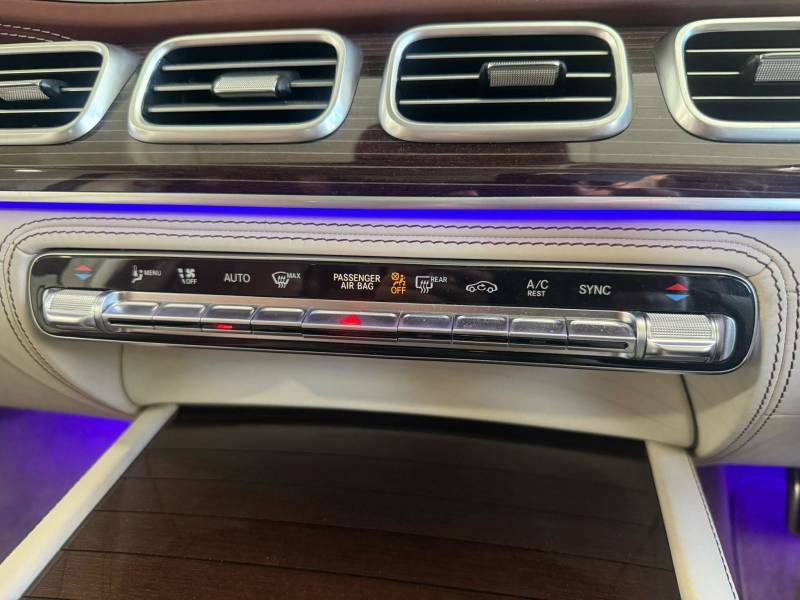 Mercedes-Benz Maybach GLS Class 4.0 Gls600h V8 Mhev First Class G-tronic 4Matic Eu Black #55